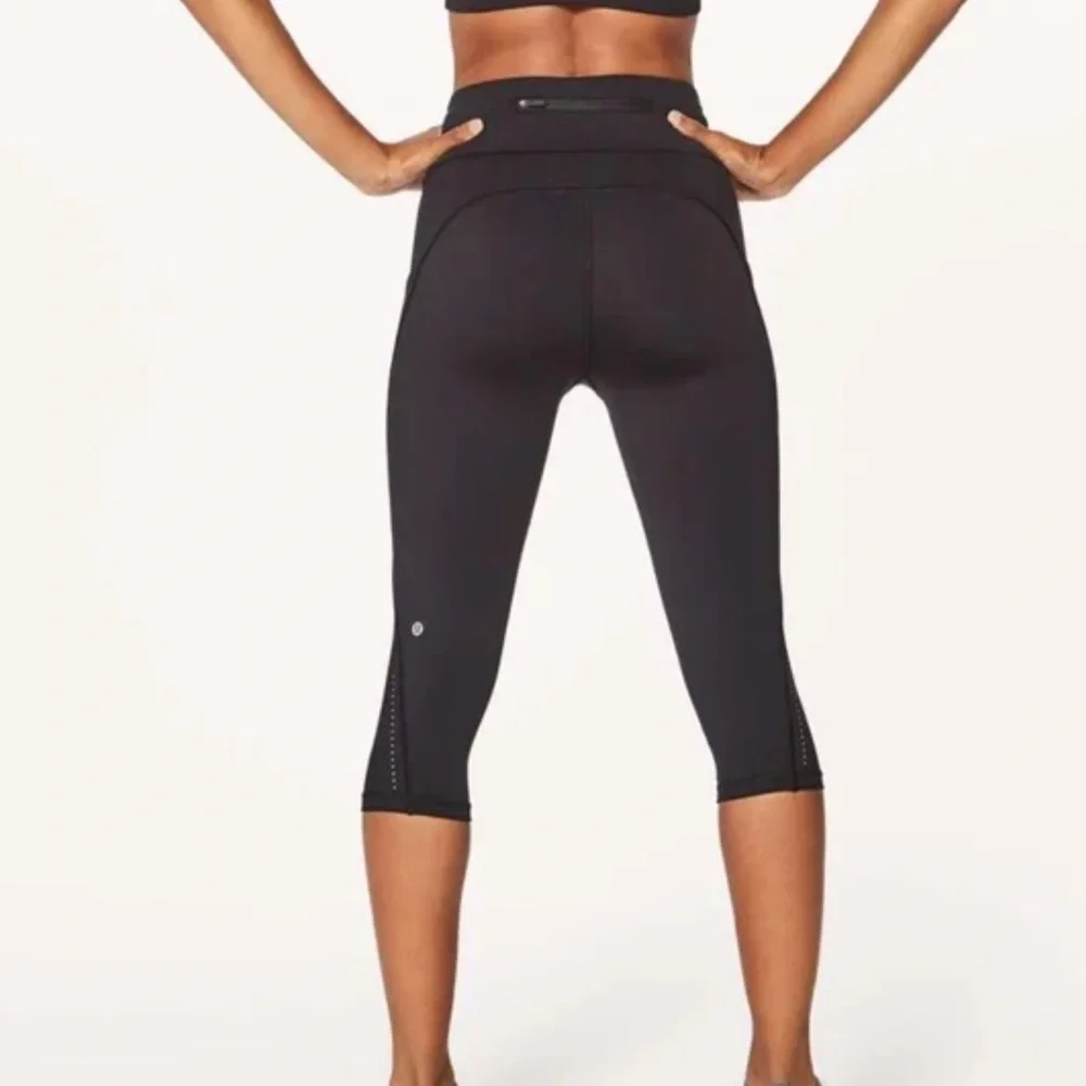 Lululemon Break Free Crop Nulux 17
